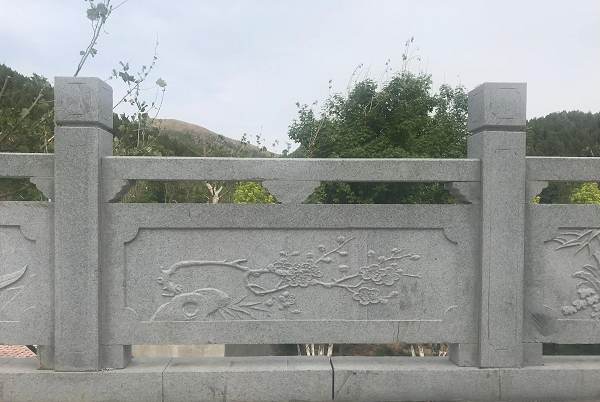 西宁市大连水库青石仿古栏杆厂家排名